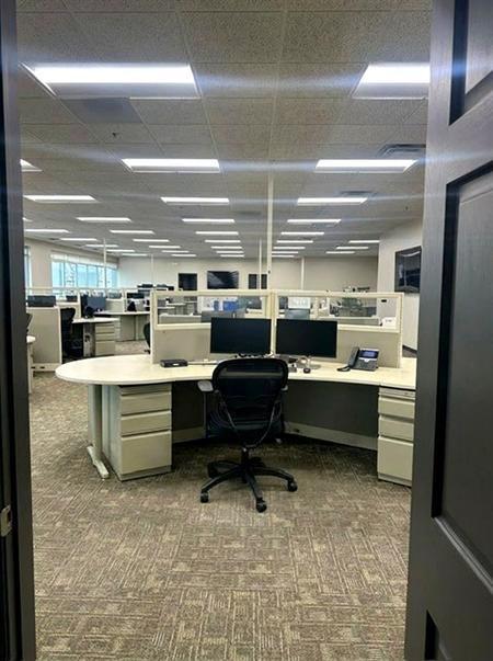 Office cubicles clean