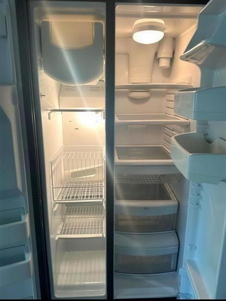 Refrigerator Deep Clean